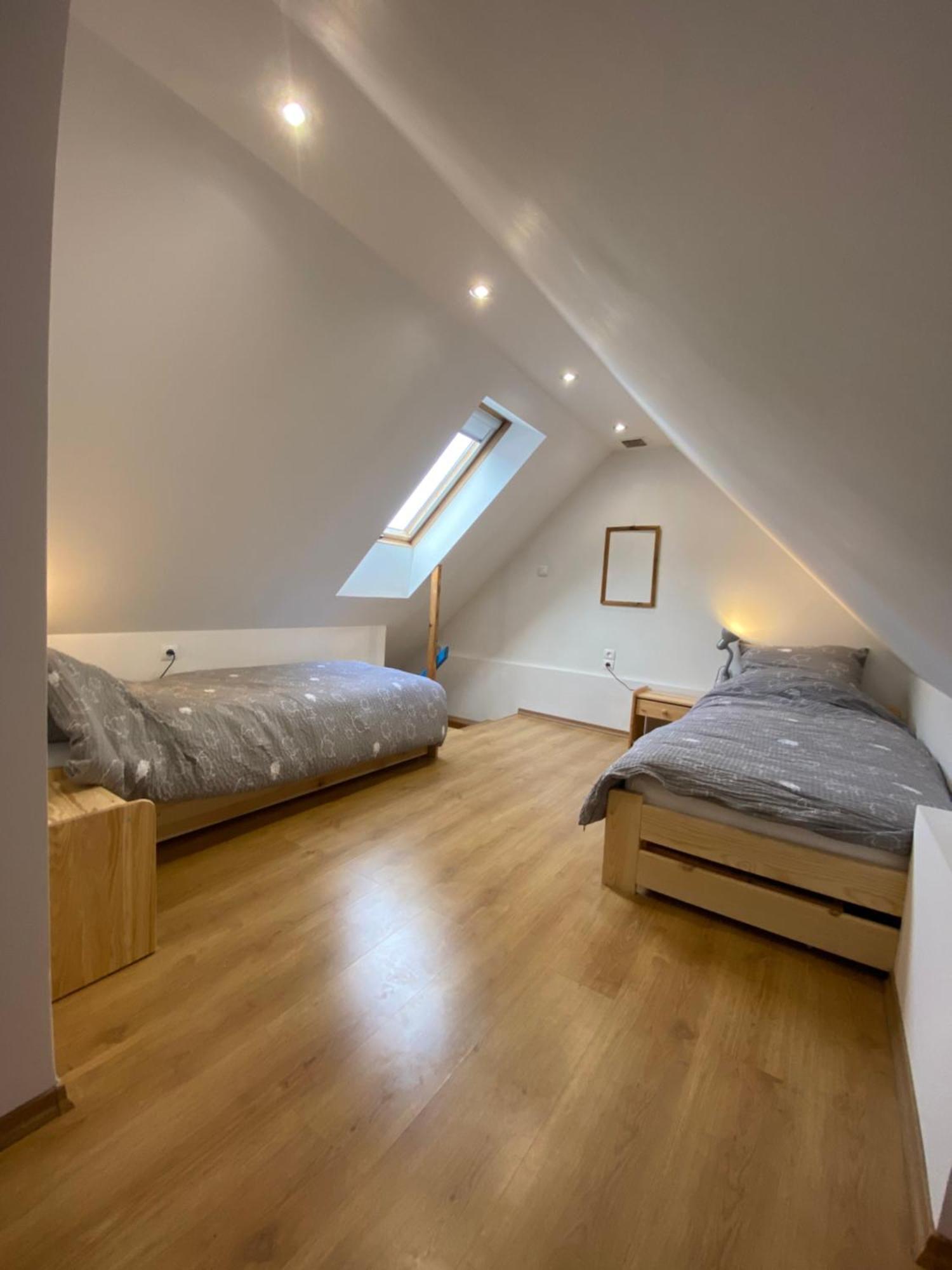 Beskidzka Apartments Sucha Beskidzka Buitenkant foto